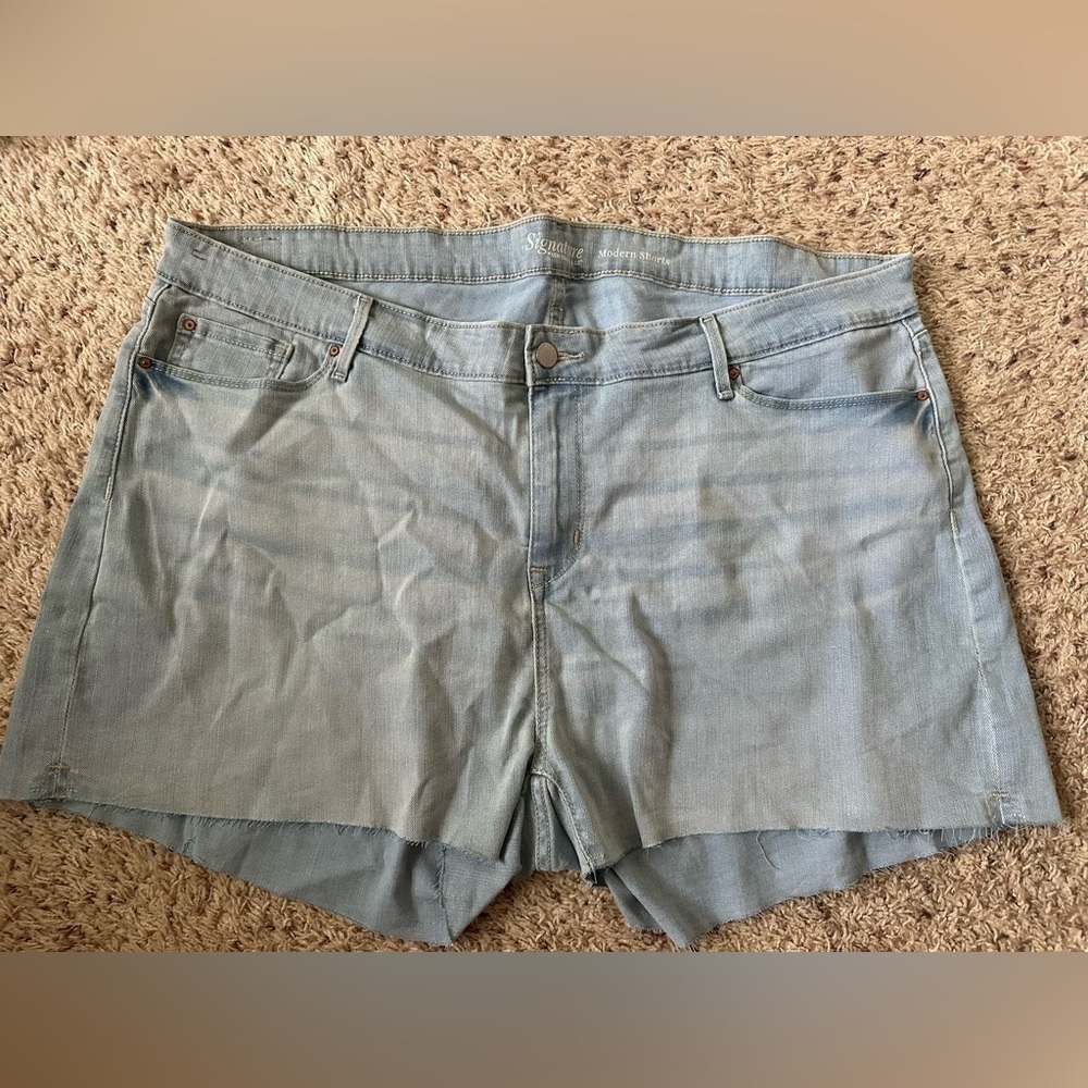 Womens Signature Levis Modern Shorts Blue Size W36 Stretch Cotton Blend